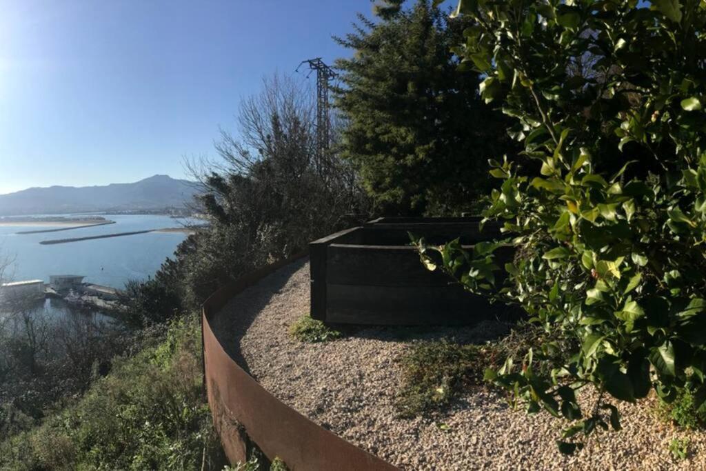 Suite En El Faro De Hondarribia, Con Vistas Exterior photo